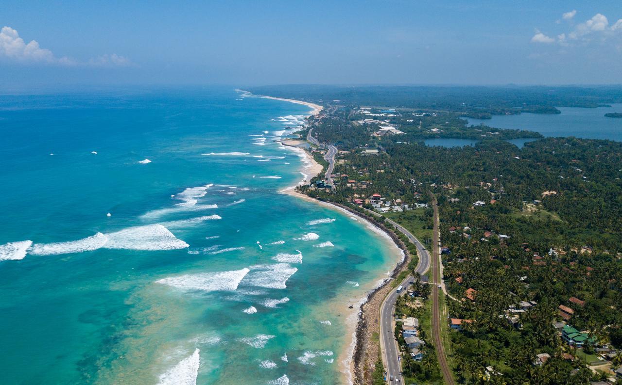 Beach Front Ahangama Kültér fotó